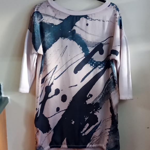 Italian made Vintage Art Top - Picture 1 of 8